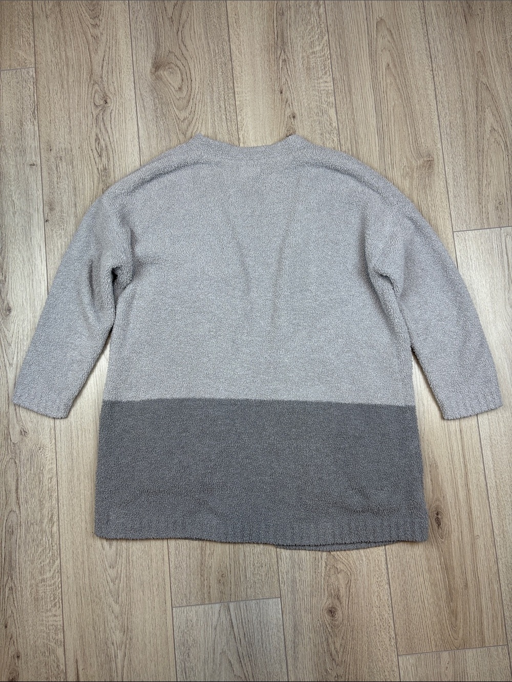 Thread & Supply Two-Tone Gray Open Front Pocket Cardigan OSFM - Picture 2 of 4